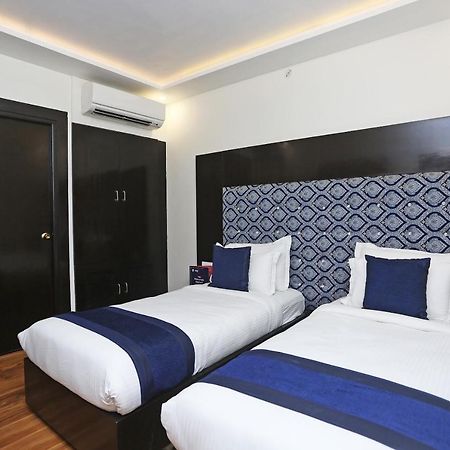 Hotel Pearl Blue Agra  Exterior photo