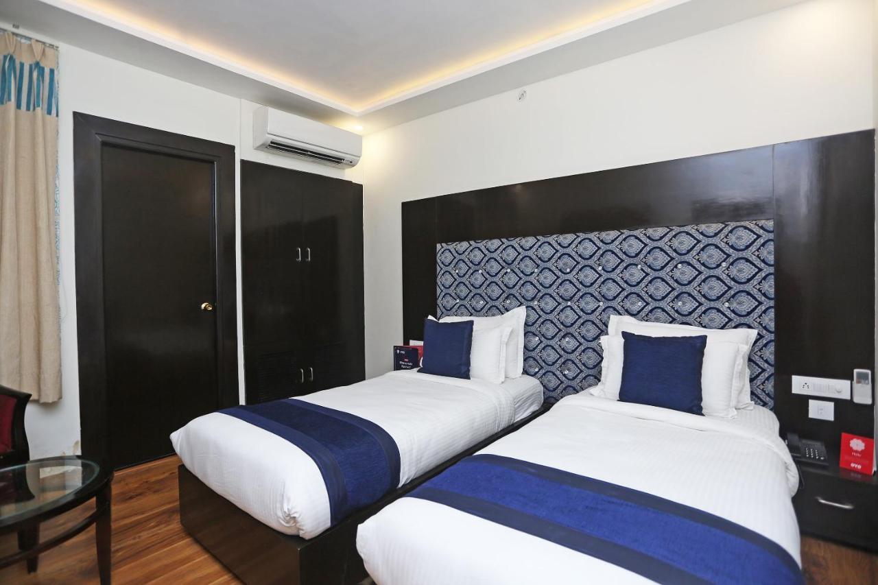 Hotel Pearl Blue Agra  Exterior photo