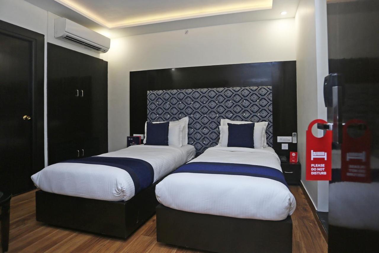 Hotel Pearl Blue Agra  Exterior photo